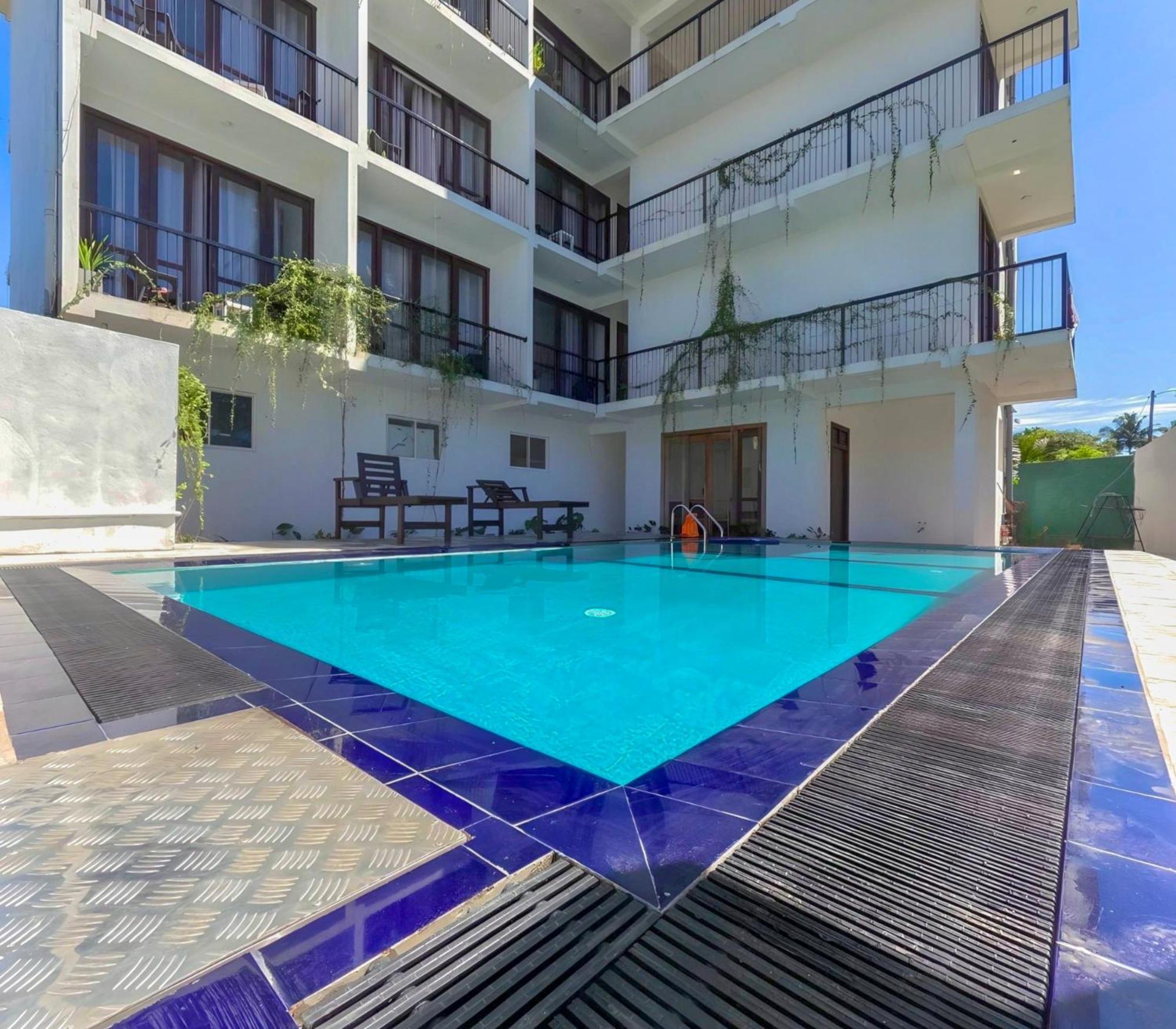 Traveller'S Hotel Хиккадува Экстерьер фото