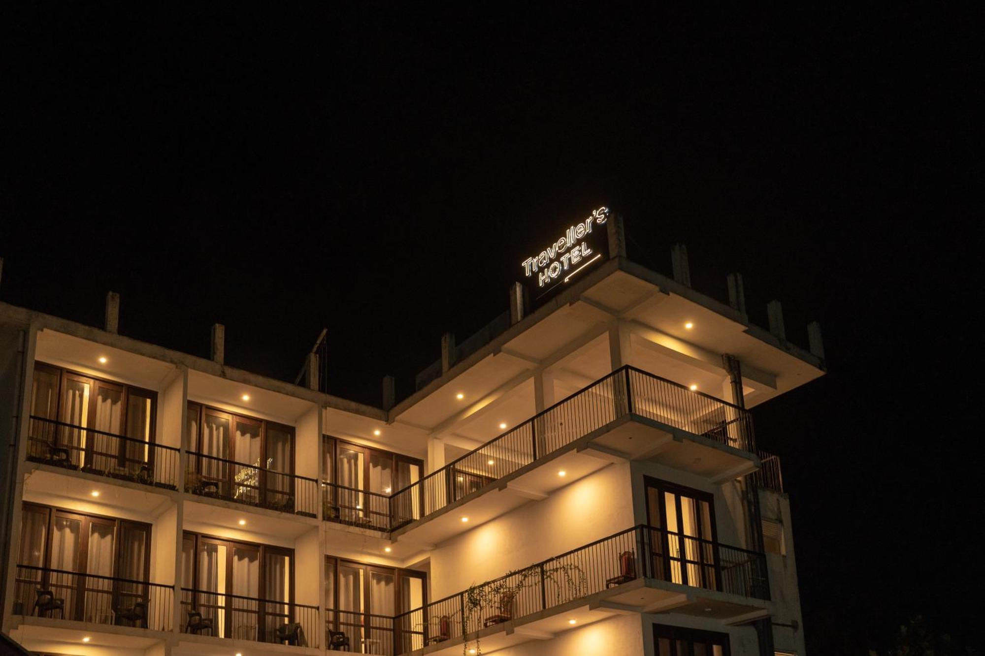 Traveller'S Hotel Хиккадува Экстерьер фото
